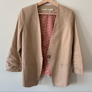 Gibson Cropped Sleeve Linen Blazer